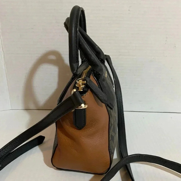 Michael kors logo small crossbody handbag - Picture 10 of 12